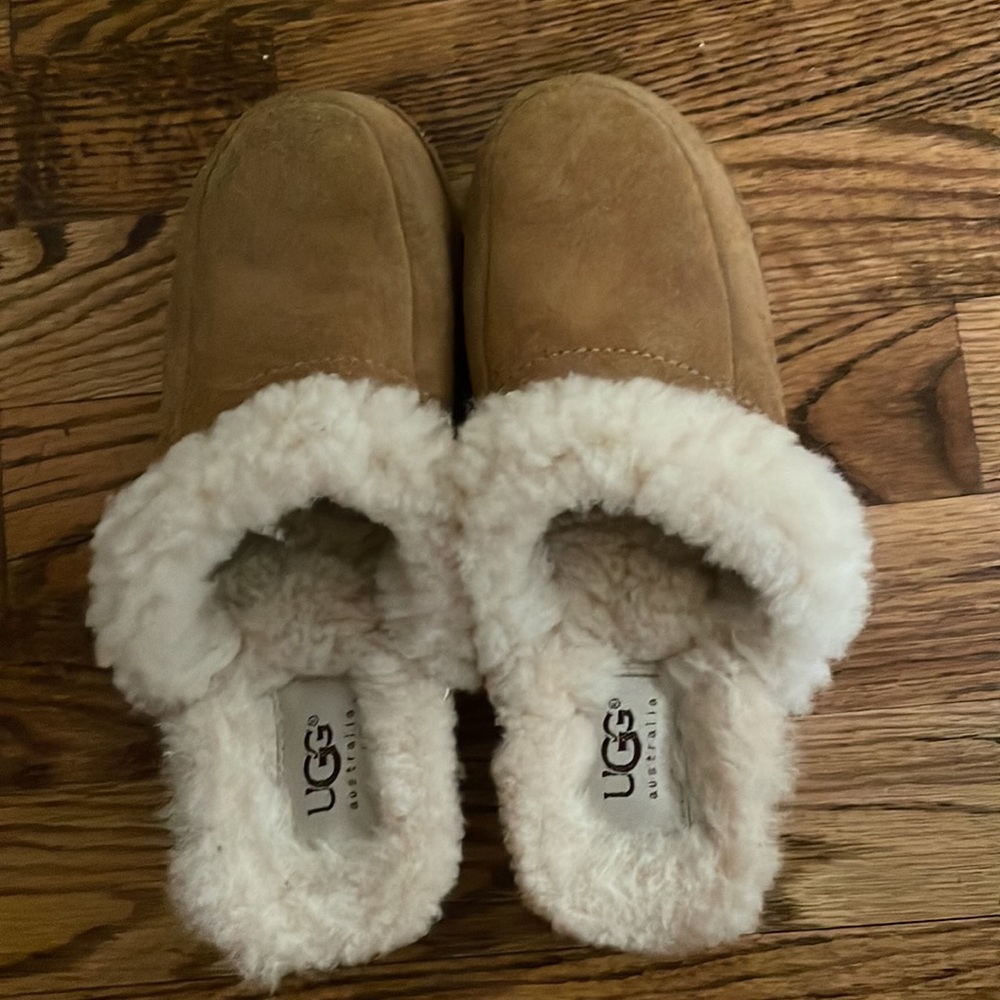 Ugg clogs - Picture 2 of 4